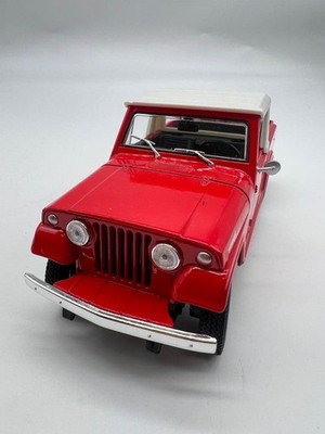 Mini Car 1/24 Jeepster Commando Not in Box Used