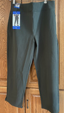 Kirkland Signature Ladies' Ankle Pant, Green NWT Size Large