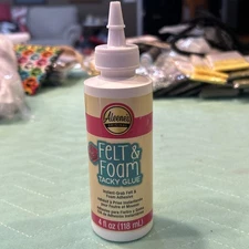 Aleene's Felt and Foam Glue, Strong Bond Tacky Glue 4 lf oz NEW