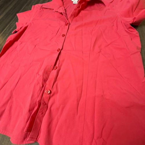Talbots Womens Top Size 8 Button Down Wrinkle Resistant Stretch Short Sleeve - Picture 2 of 3
