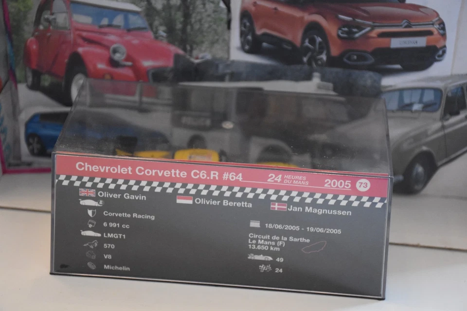 Chevrolet Corvette C6-R 24h du Mans 2005 Ixo au 1/43 avec boite - Photo 2/4