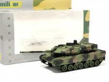 746175 Kampfpanzer Leopard 2A7, dekoriert Military Herpa