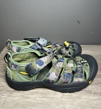 Keen Newport H2 Dusty Olive Camouflage Sandals Kids Size 2 Waterproof