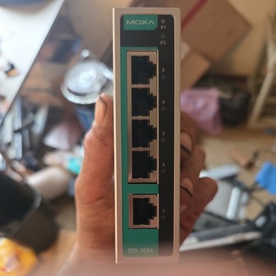 Moxa EDS-205A 5-port Non-network Management Ethernet Switch 1PC New EDS205A