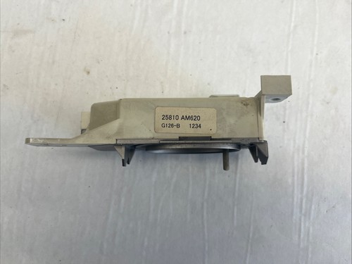 set 03-04 INFINITI G35 Trim Panel Bezel + clock + Temperature control display - Picture 8 of 13