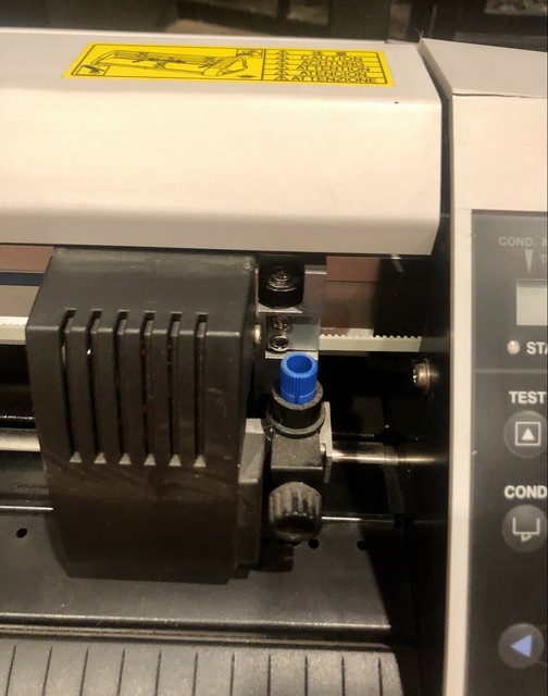 Graphtec Ce5000 40 Crp Craft Robo Pro S Vinyl Cutter For Sale Online Ebay