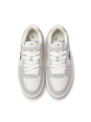 MLB公式正規品 スニーカー Chunky Liner Basic SLNY (Grey) MLB Chunky Liner Basic SL New York Yankees Shoe Sneakers