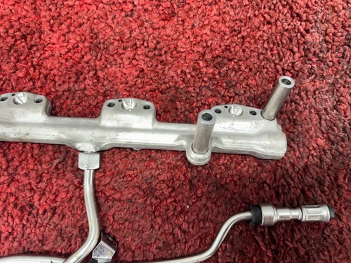 BMW G30 G20 G22 G26 G01 G02 B46 High Pressure Fuel Injector Rail OEM 33K - Picture 9 of 11