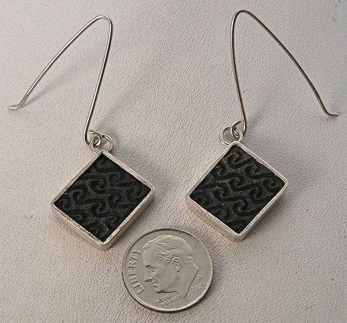 Sterling .950 Artist signed Square Dangle Patterned Ancient Roman Glass Earrings - Picture 4 of 9