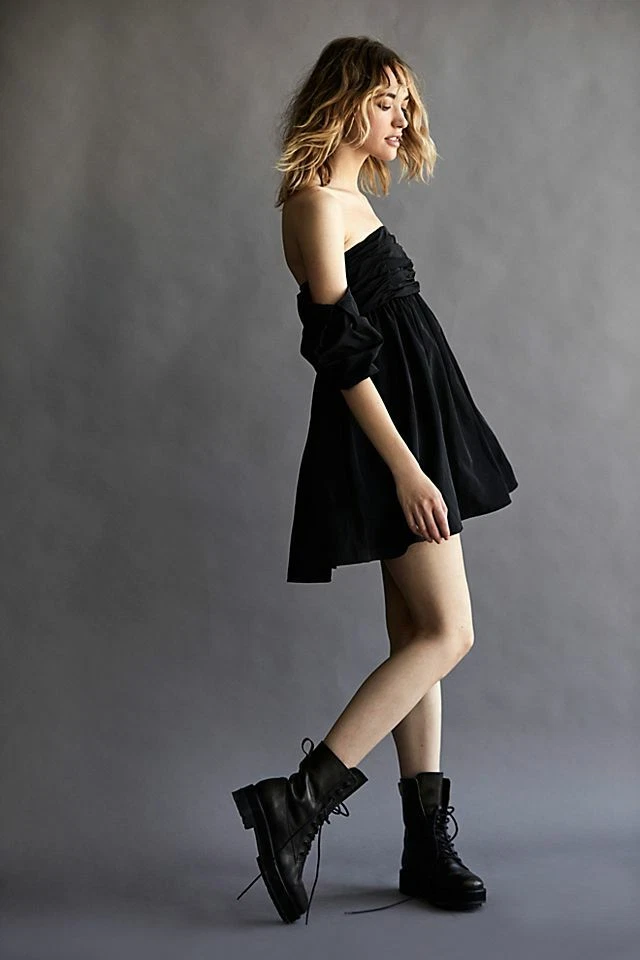 Off shoulder retro sale