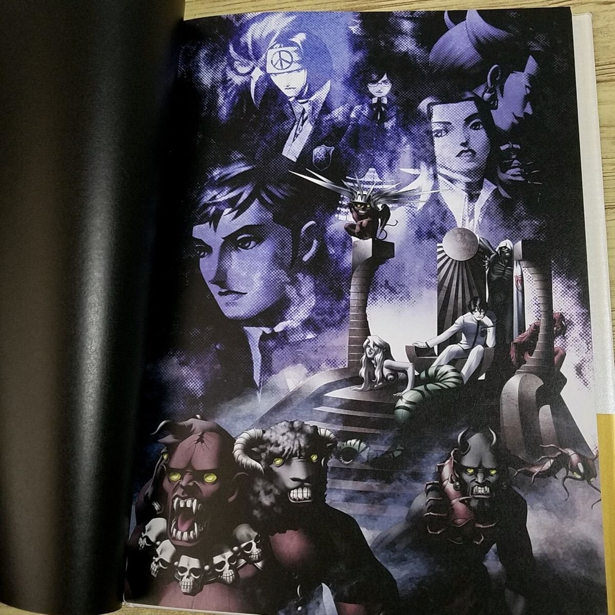 題名　MEGAMI (handmade art) Kazuma Kaneko Art Works X 10 Shin Megami Tensei Devil Summoner