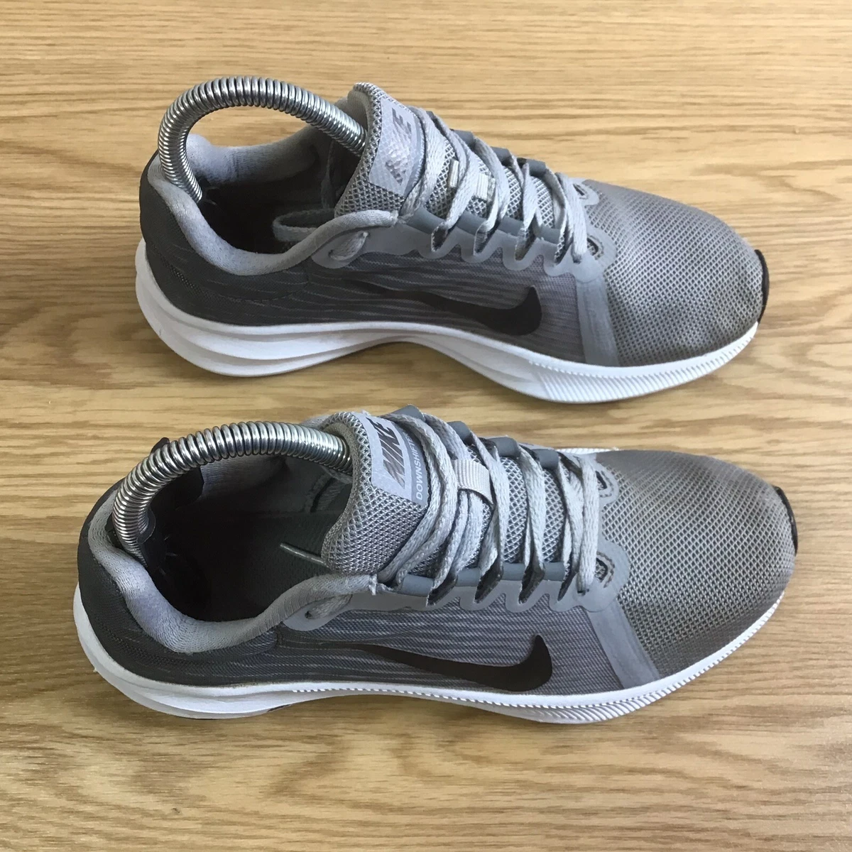 Boys nike trainers clearance grey