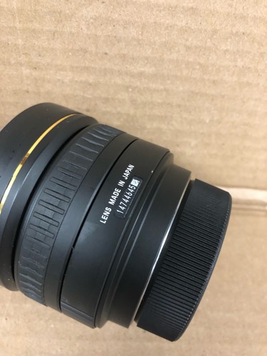 Sigma EX DG Fisheye 8mm 1:3.5 Camera Lens - Picture 2 of 9