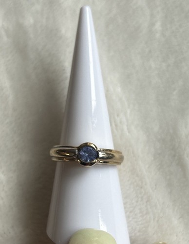 Anello a fascia rotonda in tanzanite con lunetta in oro giallo e bianco 14 carati Le Vian - Foto 13 di 16