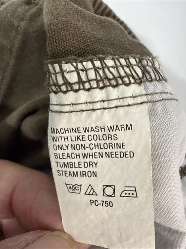 Pantaloncini cargo Izod uomo taglia L (34) marrone usati - Foto 5 di 10