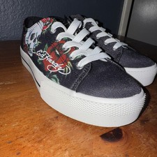 Style Women s 8 Ed Hardy Skull and Roses Low Top Canvas Sneakers Shoes Tattoo