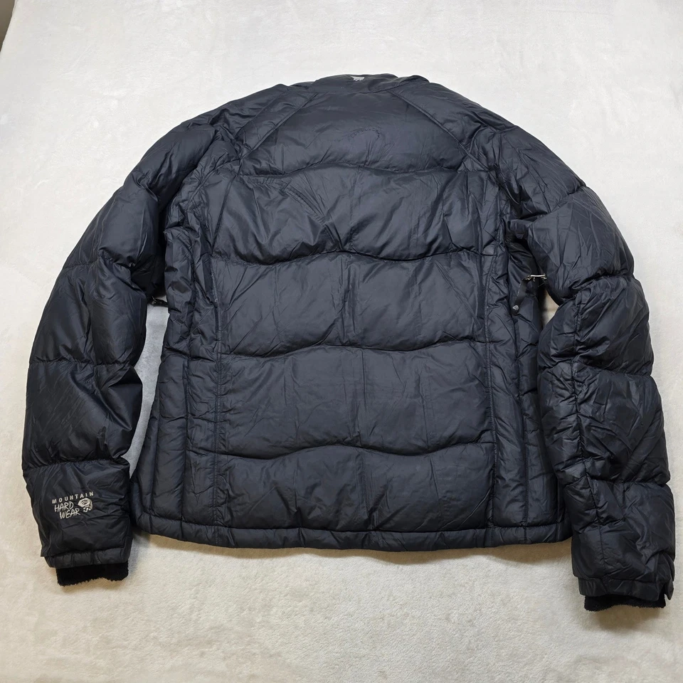 Jaqueta acolchoada Mountain Hardwear feminina grande preta gola de lã com zíper aberturas - Imagem 3 de 4