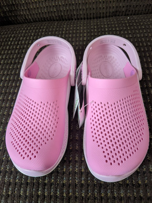 Crocs Lite Ride Girls Size 2