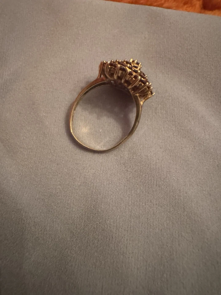 Anillo con racimo de flores de granate de 1,05 quilates de oro amarillo de 14 k talla 4 cóctel Foto 2 de 4