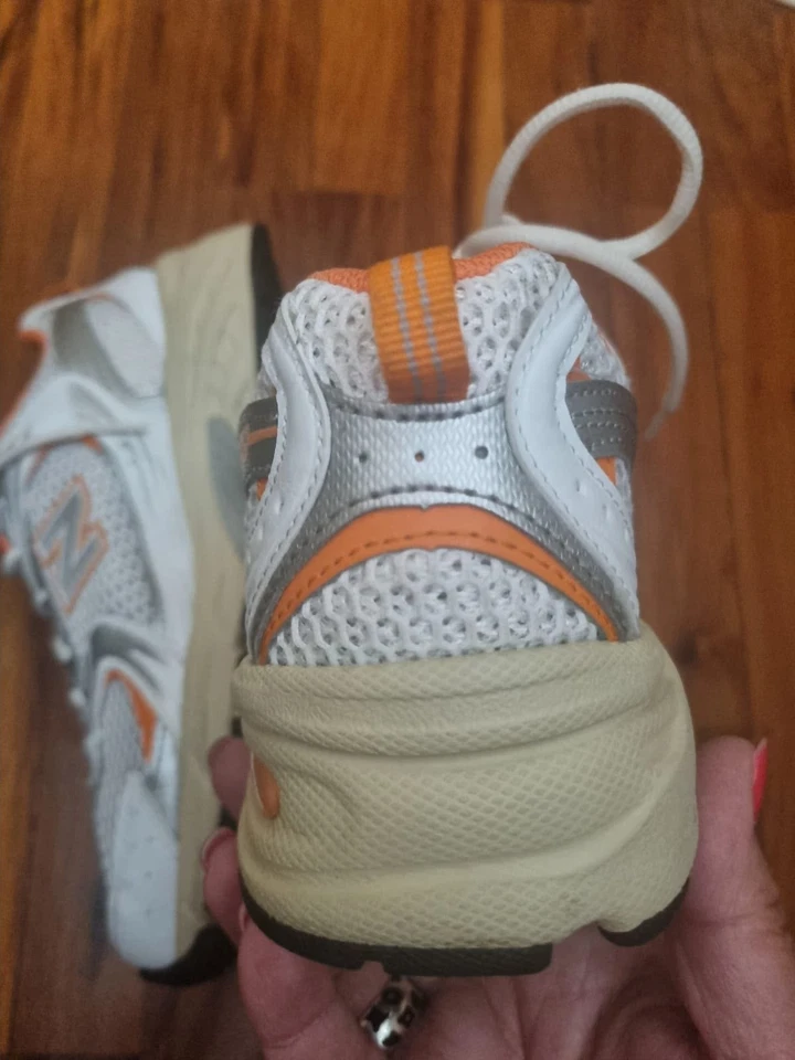 New Balance 530, foto 4 di 5