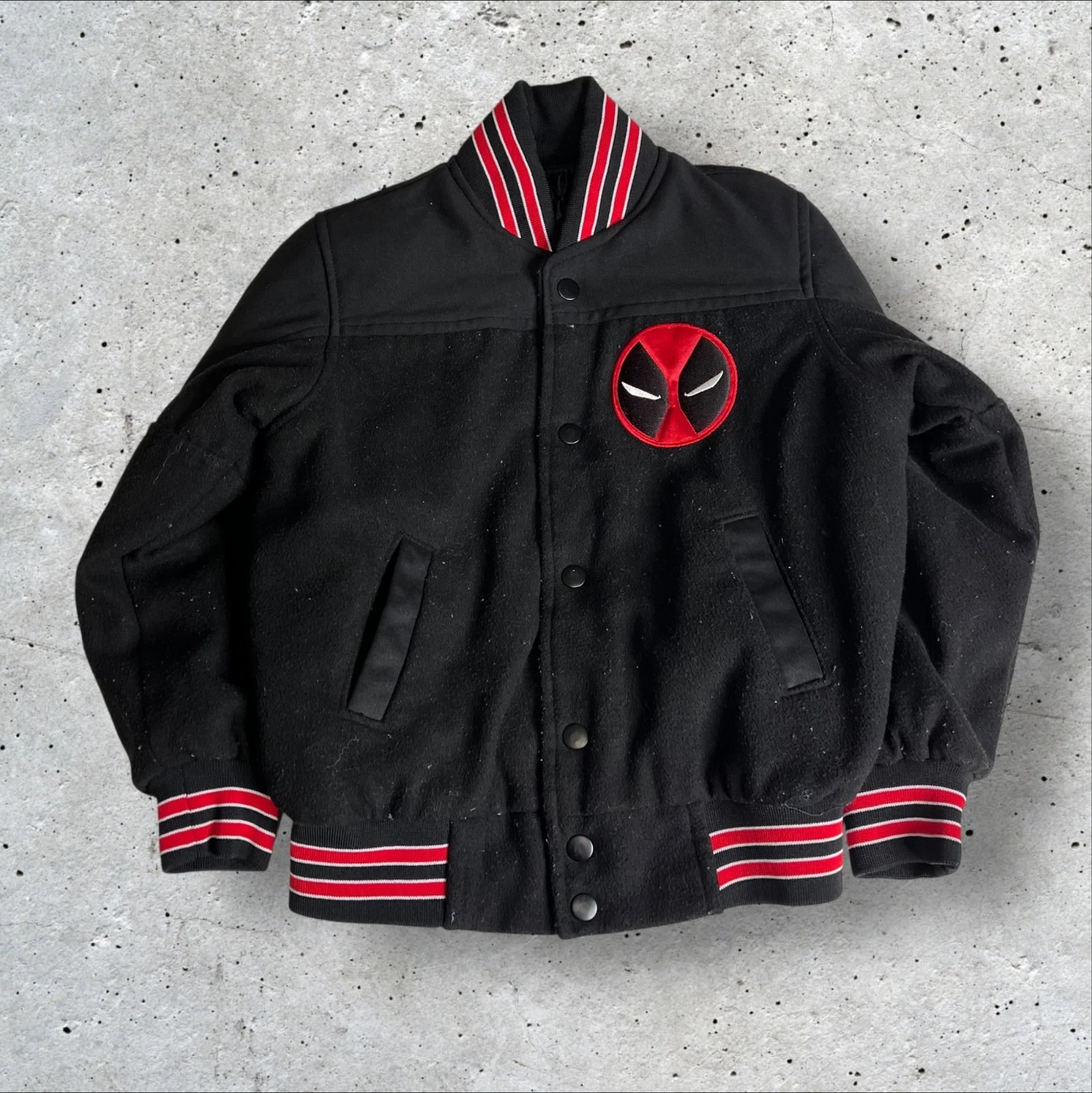 Kids Marvel Deadpool Men's Varsity Style Jacket Red Black Snap Button Up Size S