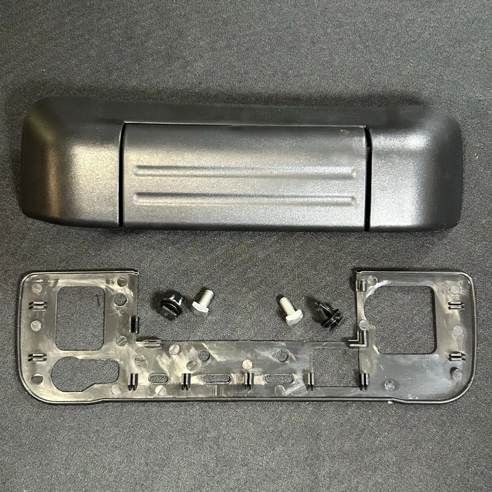 Manija del portón trasero Dorman 82504 Suzuki Foto 4 de 4