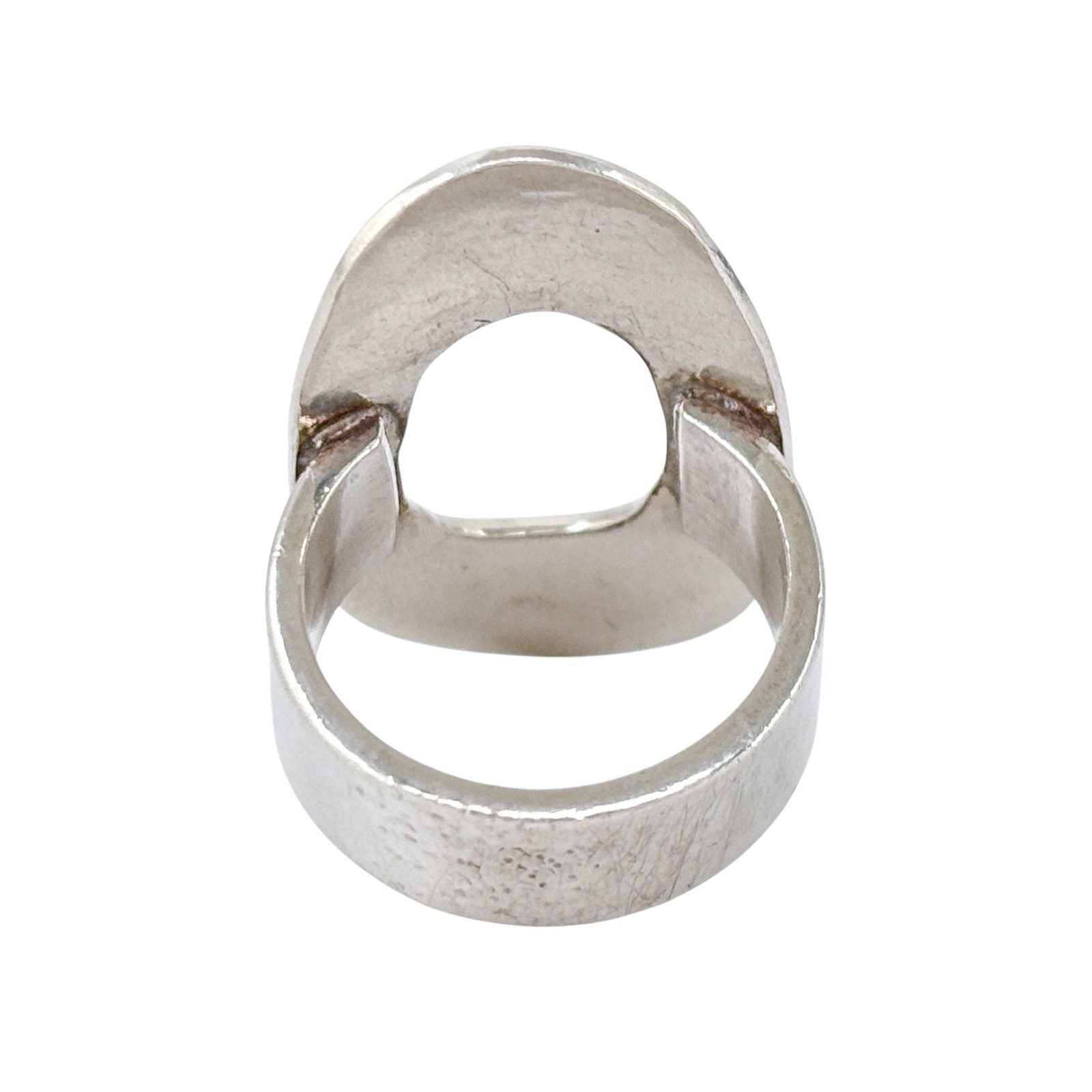 Hammered Oval Disk Statement Ring | Vintage Sterl… - image 4