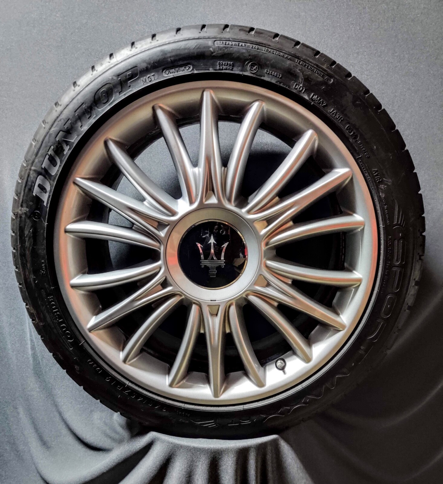 Maserati Silver Tritone 19" Staggered fit wheel set /parts 670010509 / 670010508