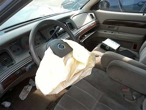 Chassis ECM Cruise Control Servo Assembly Fits 03-04 CROWN VICTORIA 149935 - Picture 3 of 3