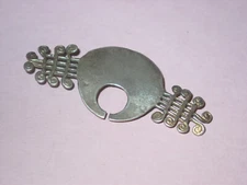 Modernist Artisan Unusual Hand Made Vintage Sterling Free Form Pin 
