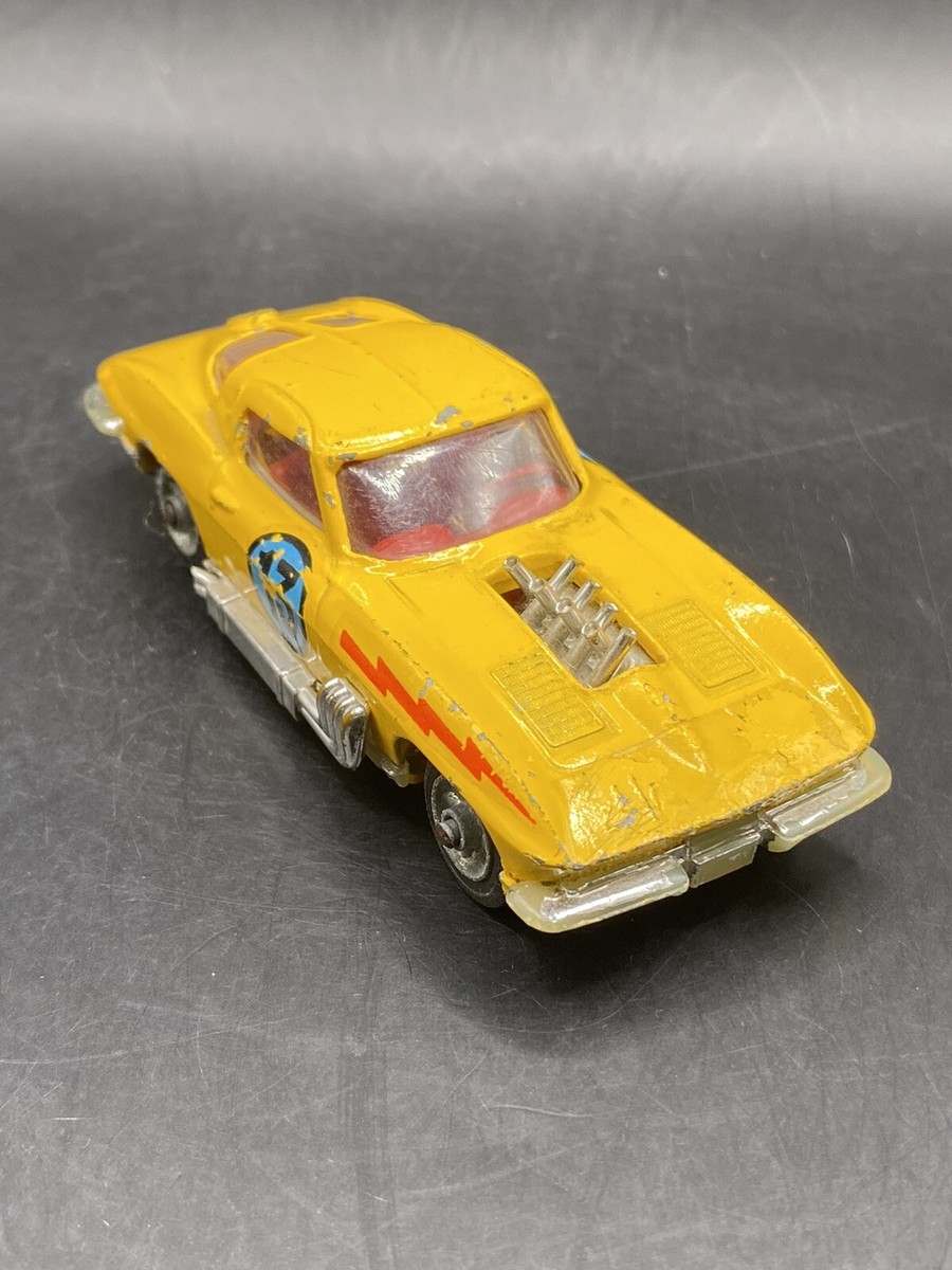 Corgi Toys Corvette Stingray #337 Yellow Lazybones Vintage