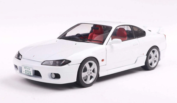 Nissan Silvia (S15) Spec-R Aero - 1999, White Solido 1:18-image