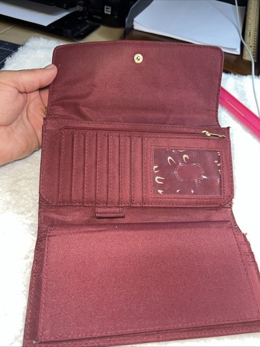 GUC Vintage Leather Etienne Aigner Wallet. 7” X 4” W/ Removable Check Book Cover - Picture 3 of 11