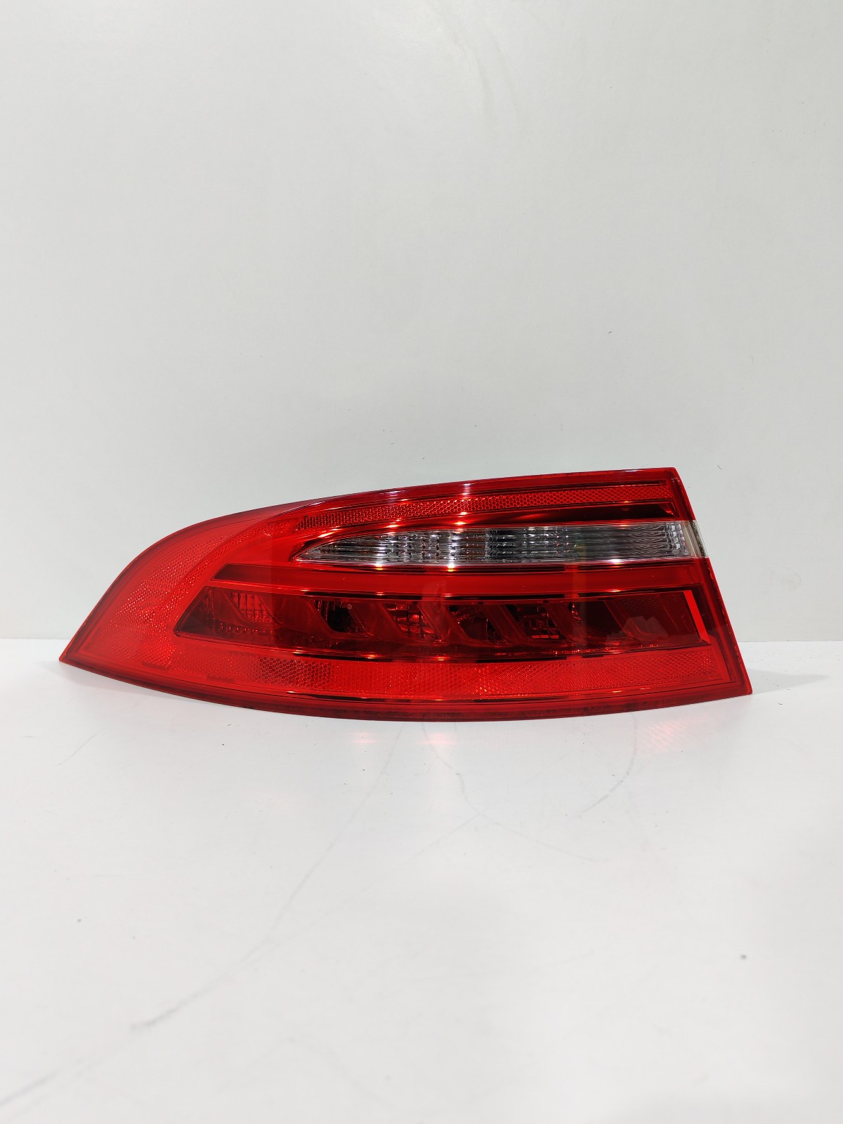 Ricambi Usati Fanale Stop Posteriore JAGUAR XE X760 LED SX Sinistro 2015 - 2019