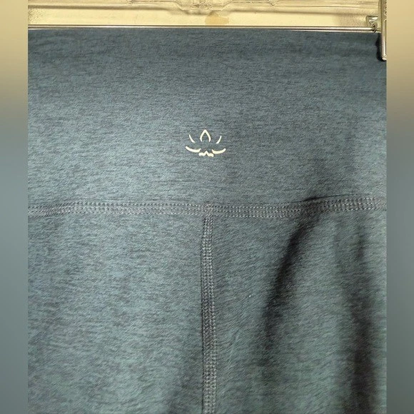 Leggings Beyond Yoga para mujer talla mediana Spacedye caminar y hablar cintura alta Foto 3 de 4