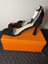 Women  s New Black Heel With Ankle Strap Size 10