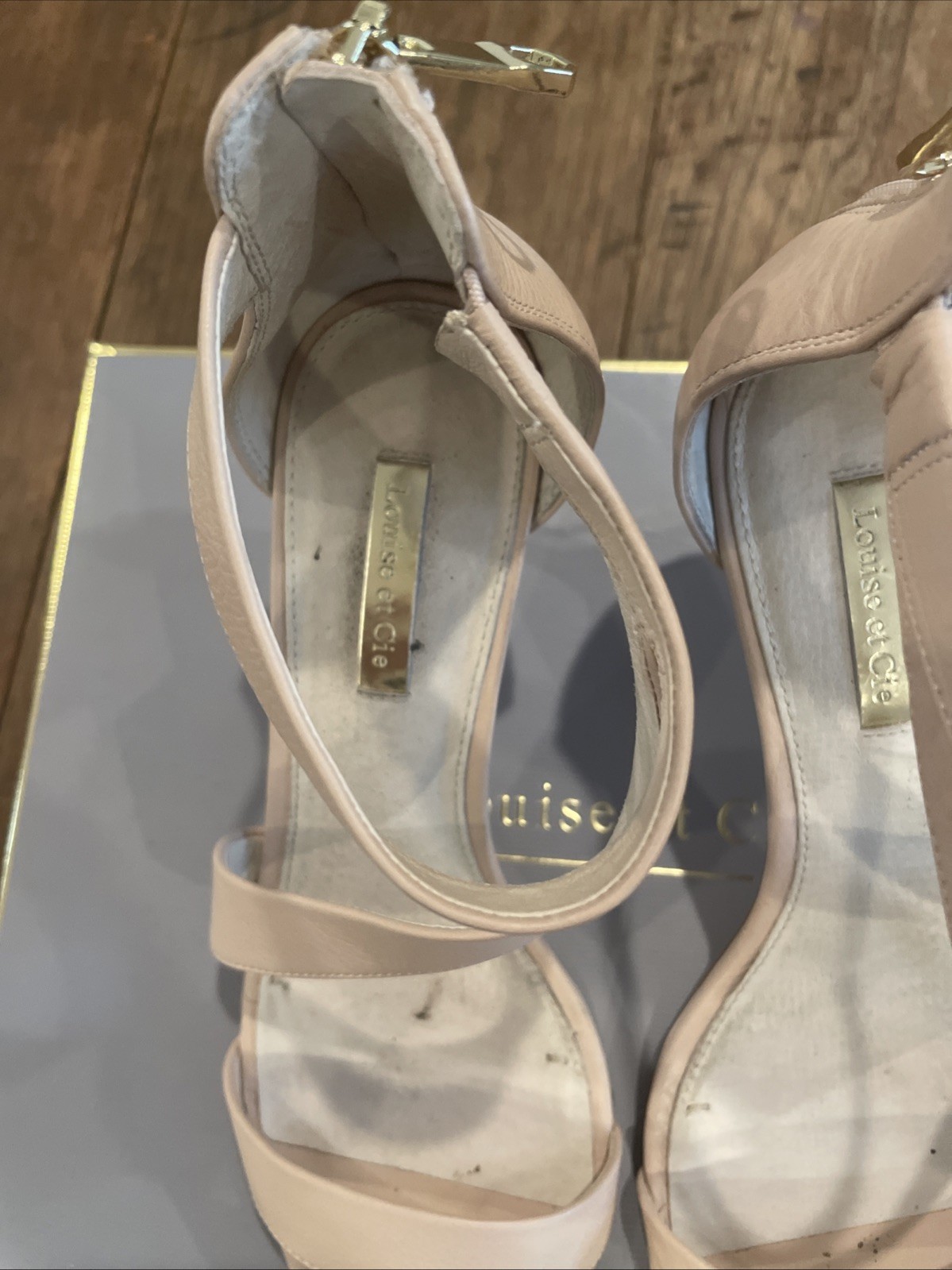 Louise et Cie Heels - Lo-Hilio Begonia Smooth Tumbled Baby - Women’s Size 7.5M