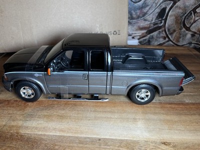 Die Cast 1:18 2004 Harley Davidson Ford F-350 Super Duty | eBay