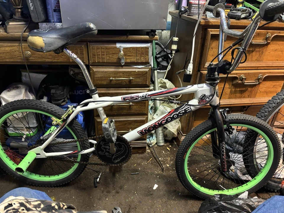 98 FS-1 Mongoose Your Choice с синими ободами или зелеными цена 250 долл. США  - Изображение 2 из 4