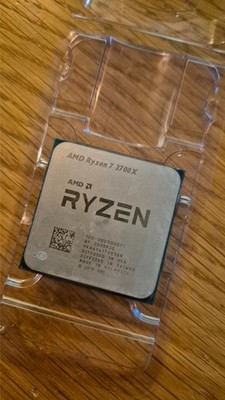 AMD Ryzen 7 3700X 3,6GHz Octa-Core Prozessor (100-100000071BOX)
