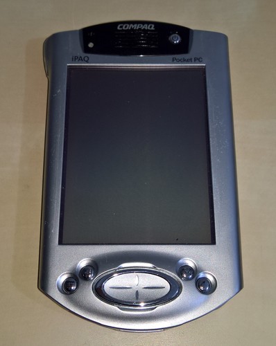 Compaq iPAQ H3900 Pocket PC PDA – Excellent Condition, Dead Battery - Picture 5 of 10