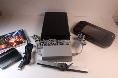 Nintendo Wii U 32GB Console Complete Bundle W/ gamepad, 1 game, complete NIce