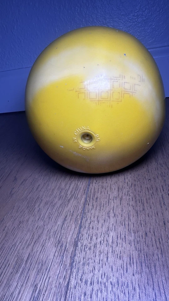 Bola tonificadora amarilla para gimnasio Golds de 5 libras ENVÍO GRATUITO Foto 4 de 4