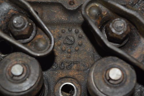 1962 1967 Chevy 283 327 Corvette Power Pack Heads 3884520 63 64 65 66 - Picture 3 of 12