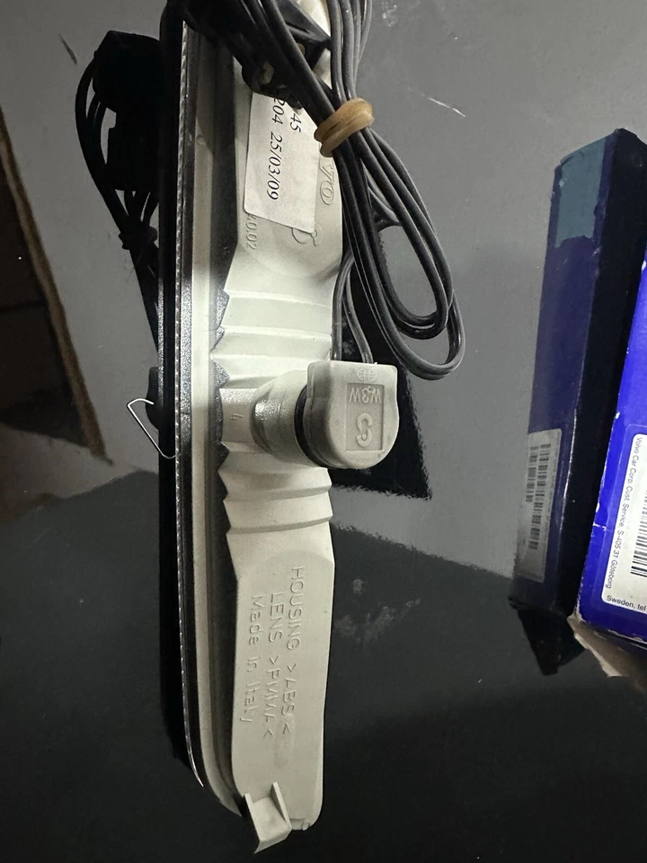 Lámpara/luz marcadora lateral blanca para Volvo S40 V40 01-04 (delantera derecha/trasera izquierda) Foto 3 de 4