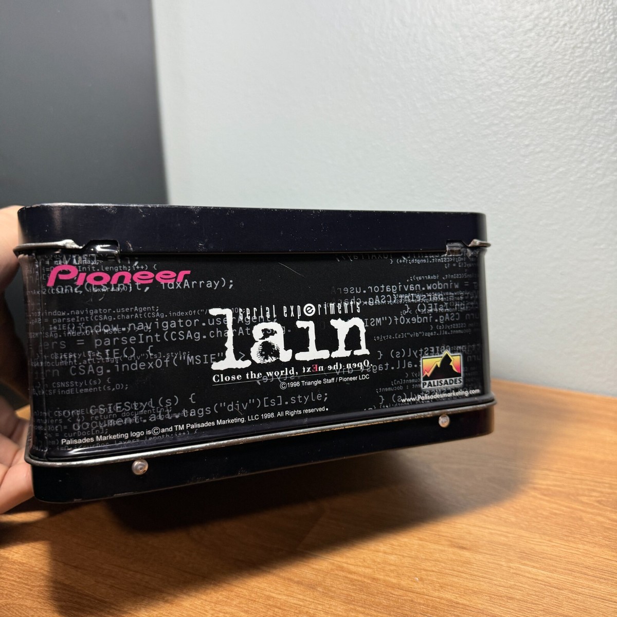 アニメ Lain imited l tin lunch box Serial Experiments Lain - Limited Metal Tin Lunch Box