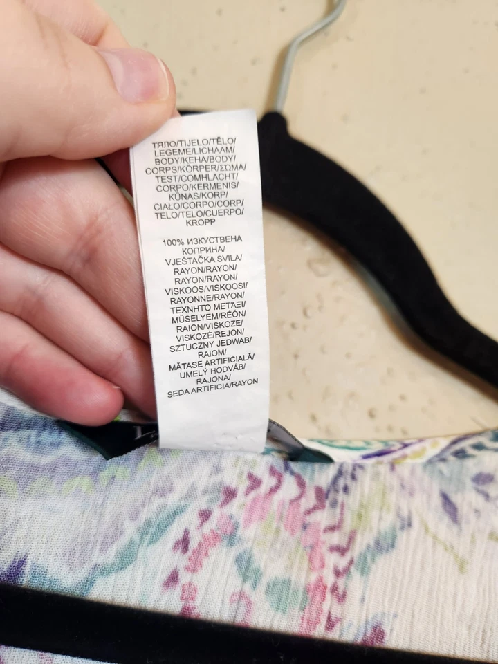 Vestido de mujer Lauren Ralph Lauren multicolor cachemira cuello en V natación pequeño Foto 4 de 4