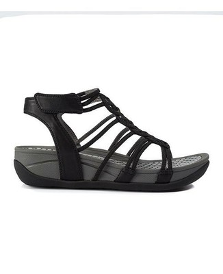 baretraps delly rebound technology sandals