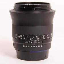 Zeiss 35 mm f2 obiettivo Milvus ZF.2 Nikon fit