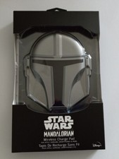Star Wars Mandalorian Helmet Wireless Charge Pad For Phone Blue LED Visor light
